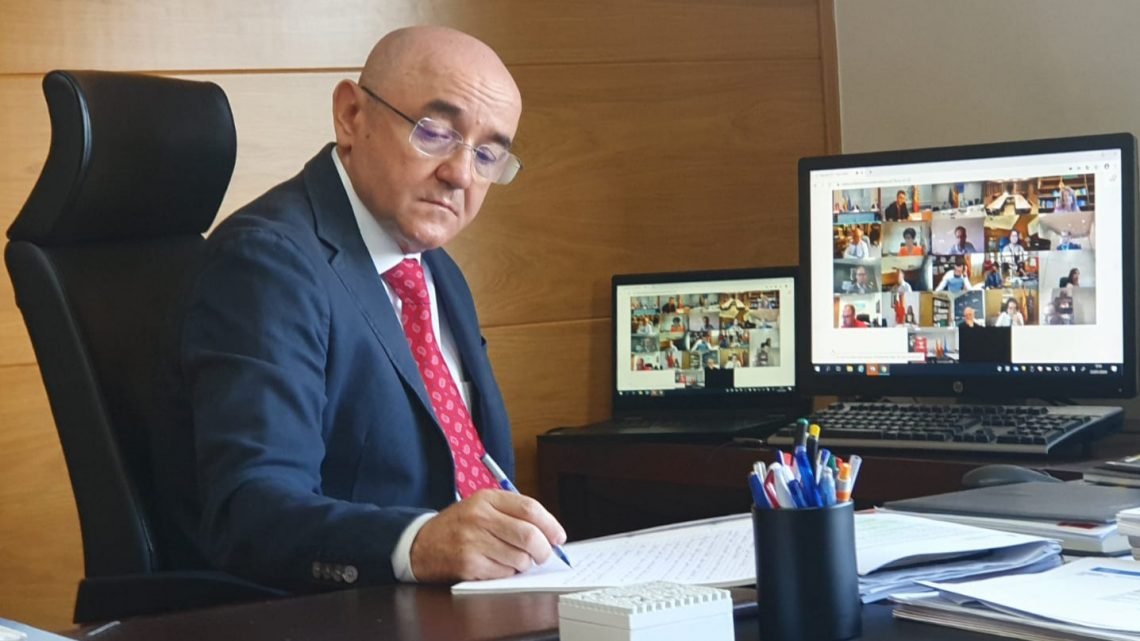 Castilla-La Mancha participará en el grupo de trabajo creado para evaluar el funcionamiento del Sistema Nacional de Protección Civil en crisis como la de la COVID-19 Castilla-La Mancha participará en el grupo de trabajo creado para evaluar el funcionamiento del Sistema Nacional de Protección Civil en crisis como la de la COVID-19