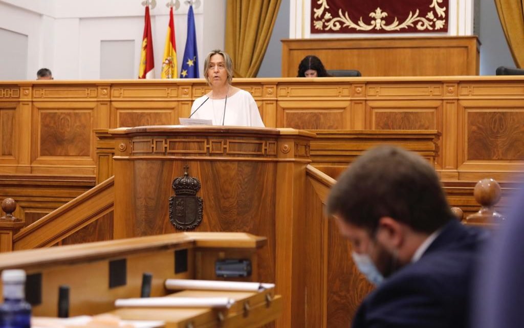 Guarinos exige a Page que ponga fin a los “recortes sin precedentes” de los Gobiernos de España y de Castilla-La Mancha en el servicio de transporte público de la Región Guarinos exige a Page que ponga fin a los “recortes sin precedentes” de los Gobiernos de España y de Castilla-La Mancha en el servicio de transporte público de la Región