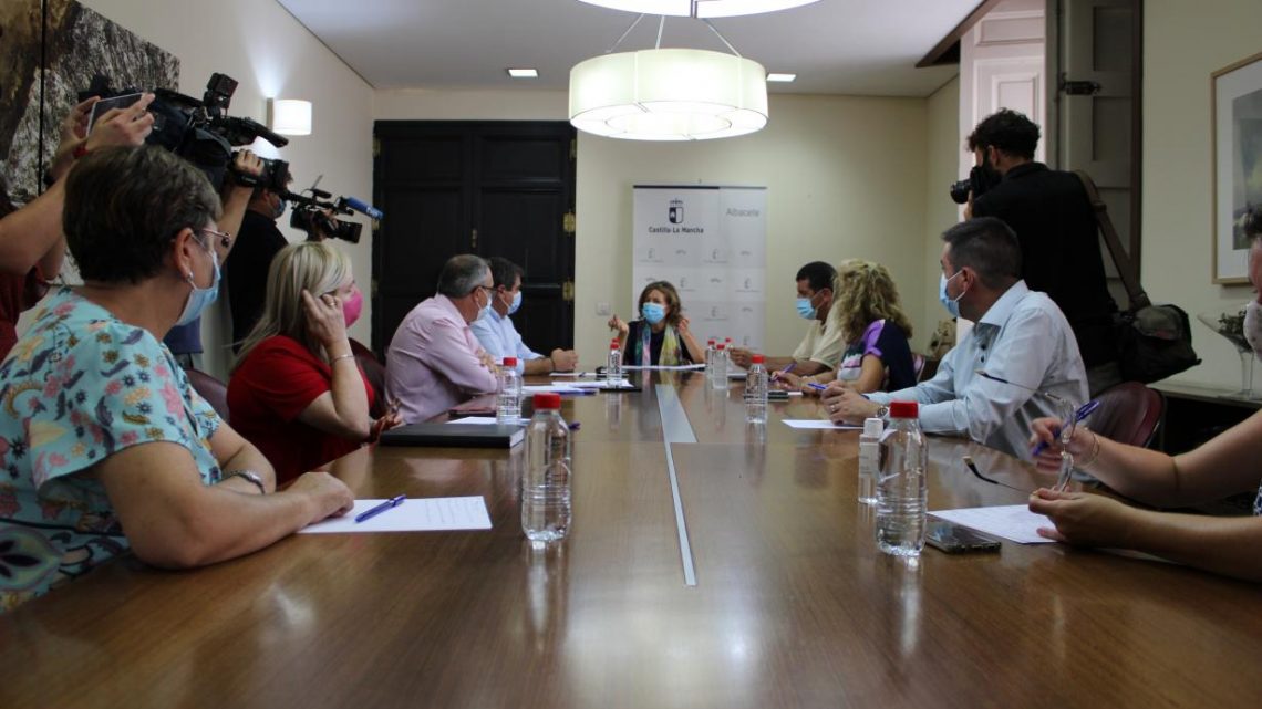 El Gobierno de Castilla-La Mancha última la aplicación del ‘Plan de Respuesta Temprana frente a la Covid-19’ en las residencias de mayores