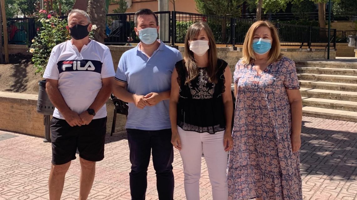 El PP-CLM lamenta que Page haya vuelto de vacaciones únicamente para dar titulares “disparatados y demenciales” y asegura que la región no merece un presidente así El PP-CLM lamenta que Page haya vuelto de vacaciones únicamente para dar titulares “disparatados y demenciales” y asegura que la región no merece un presidente así