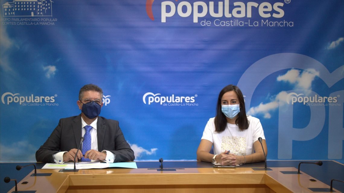 El PP-CLM pide la comparecencia de 32 personas en la Comisión de Estudio sobre la Gestión y los Efectos del COVID-19 en Castilla-La Mancha El PP-CLM pide la comparecencia de 32 personas en la Comisión de Estudio sobre la Gestión y los Efectos del COVID-19 en Castilla-La Mancha