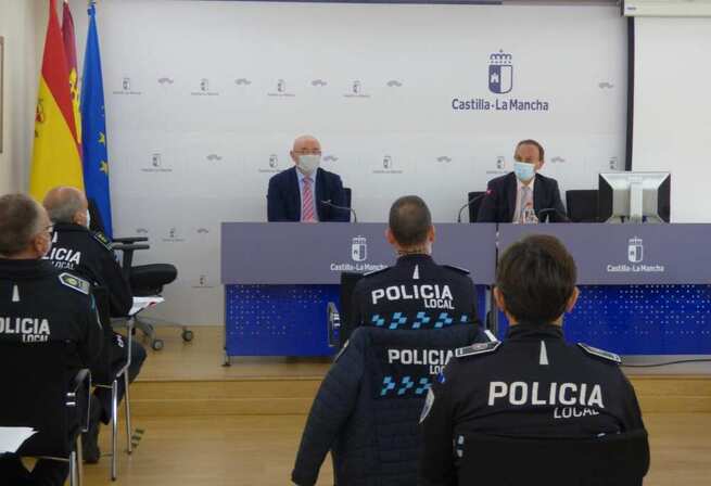 Un total de 19 jefes de Policía Local de Castilla-La Mancha abordan el problema de la ocupación ilegal desde los aspectos operativos y sociales