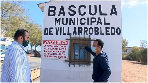 La Báscula Municipal de Villarrobledo cuenta con nuevo dispositivo de autoservicio para los usuarios. La Báscula Municipal de Villarrobledo cuenta con nuevo dispositivo de autoservicio para los usuarios.
