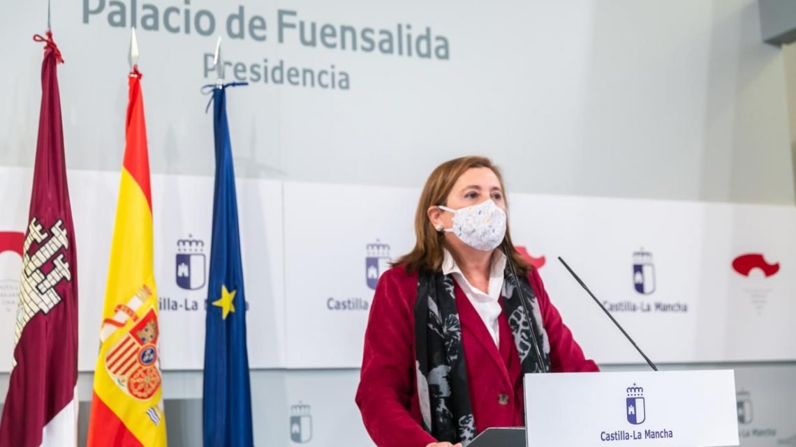 El 70 por ciento de los centros educativos de la región podrán abrir sus puertas de manera presencial mañana miércoles El 70 por ciento de los centros educativos de la región podrán abrir sus puertas de manera presencial mañana miércoles
