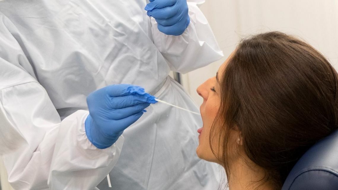 Castilla-La Mancha registra 6.679 nuevos casos por infección de coronavirus correspondientes al fin de semana Castilla-La Mancha registra 6.679 nuevos casos por infección de coronavirus correspondientes al fin de semana