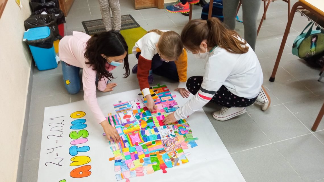 Un total de 47 centros educativos han participado en la iniciativa ‘Piezas por el autismo’, puesta en marcha para conmemorar el ‘Día Mundial del Autismo’ Un total de 47 centros educativos han participado en la iniciativa ‘Piezas por el autismo’, puesta en marcha para conmemorar el ‘Día Mundial del Autismo’
