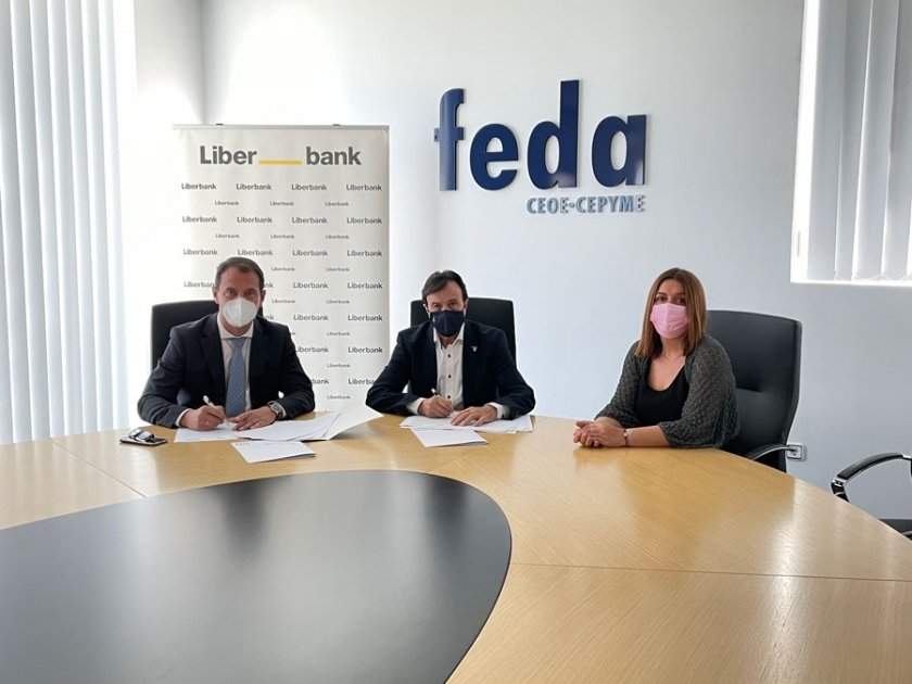 FEDA Y LIBERBANK VUELVEN A COLABORAR PARA REFORZAR AL SECTOR EMPRESARIAL CON ACCIONES DE INTERNACIONALIZACIÓN Y UN ENCUENTRO DE MARKETING ENTRE PROFESIONALES Y EMPRESAS FEDA Y LIBERBANK VUELVEN A COLABORAR PARA REFORZAR AL SECTOR EMPRESARIAL CON ACCIONES DE INTERNACIONALIZACIÓN Y UN ENCUENTRO DE MARKETING ENTRE PROFESIONALES Y EMPRESAS